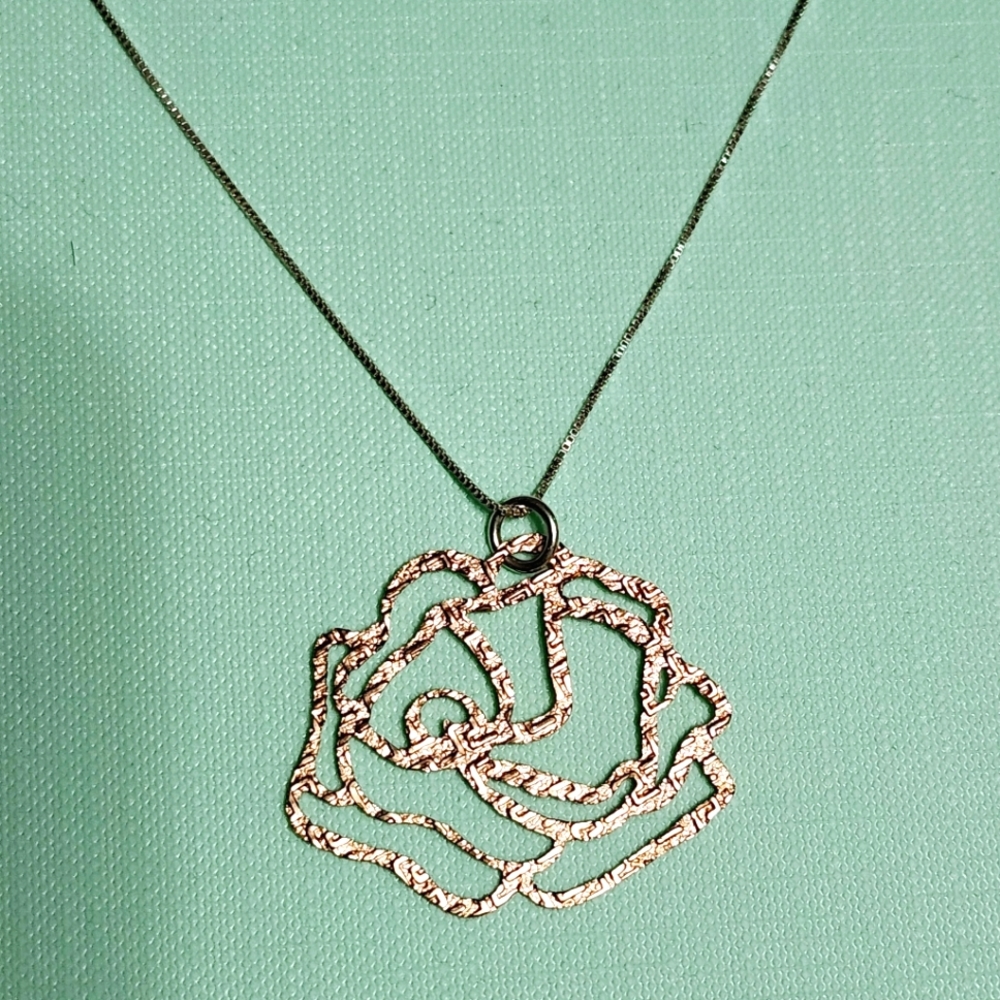 ROSE Gold Over Sterling Silver Pendant ; Chain Necklace 18" - Picture 5 of 9